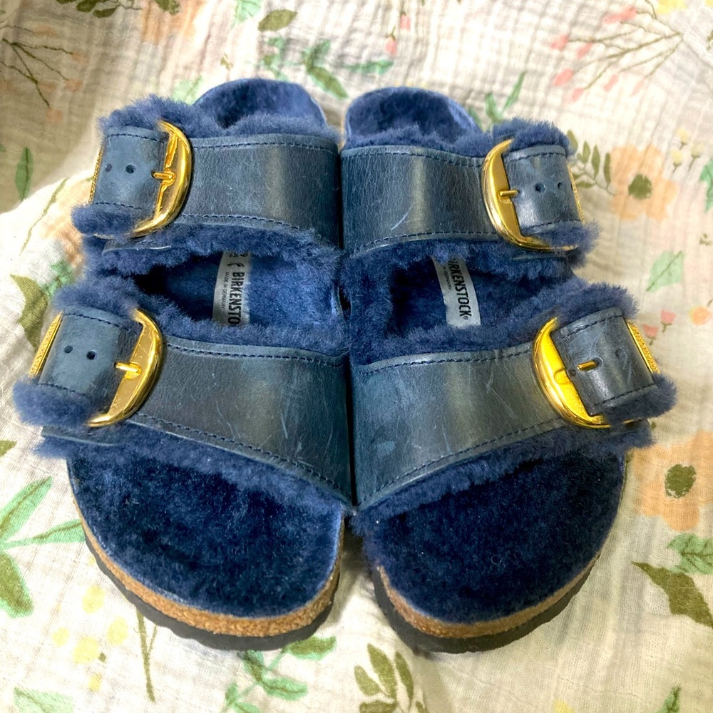 Birkenstock Blue Oiled Leather Big Buckle Shearling Sandals